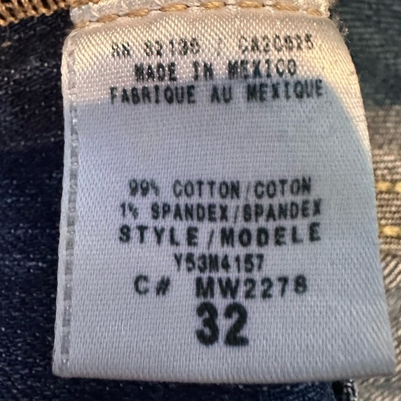 Woman’s Guess Vintage Low rise 5 pocket Bootcut 90s Jeans size 32 - Picture 6 of 7